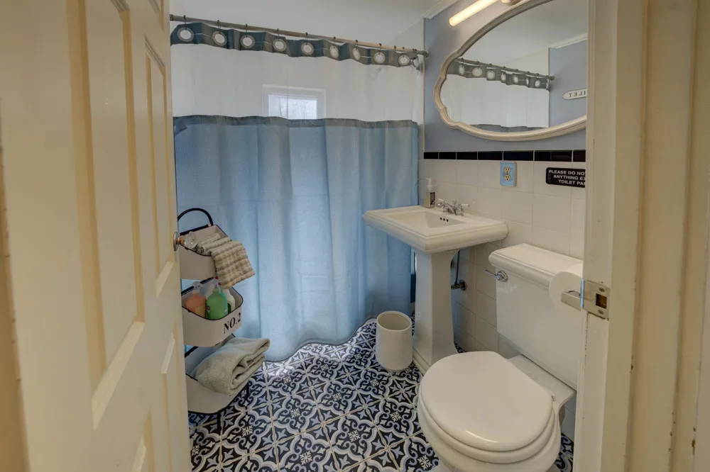 488 S Stony Point Road Suttons Bay Township, MI 49682
