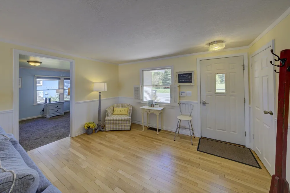 488 S Stony Point Road Suttons Bay Township, MI 49682