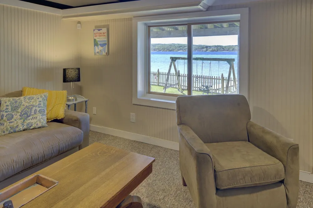 488 S Stony Point Road Suttons Bay Township, MI 49682