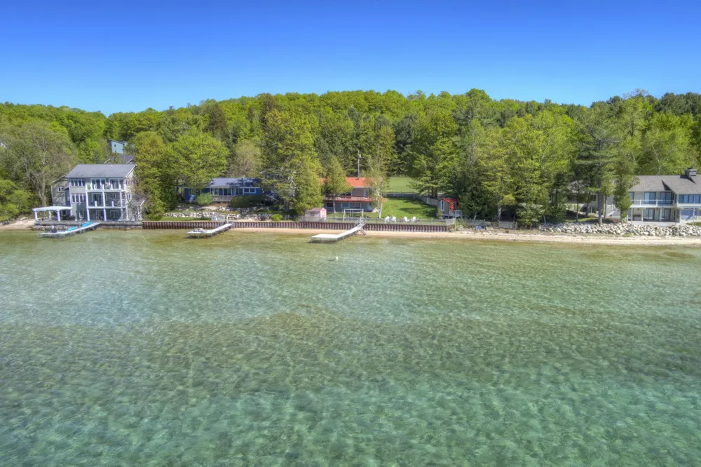 488 S Stony Point Road Suttons Bay Township, MI 49682