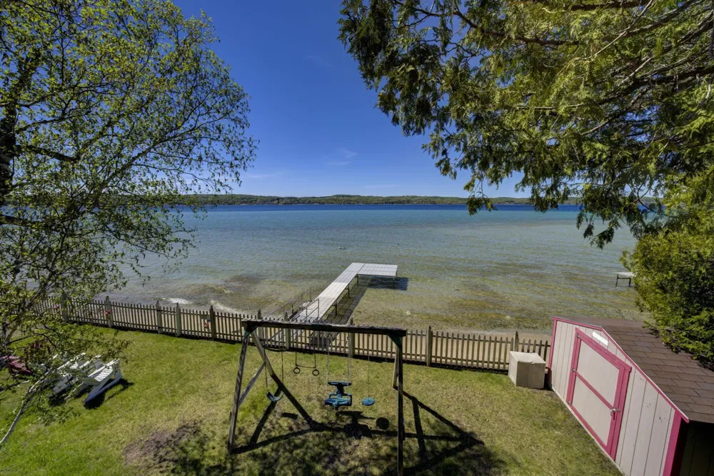 488 S Stony Point Road Suttons Bay Township, MI 49682