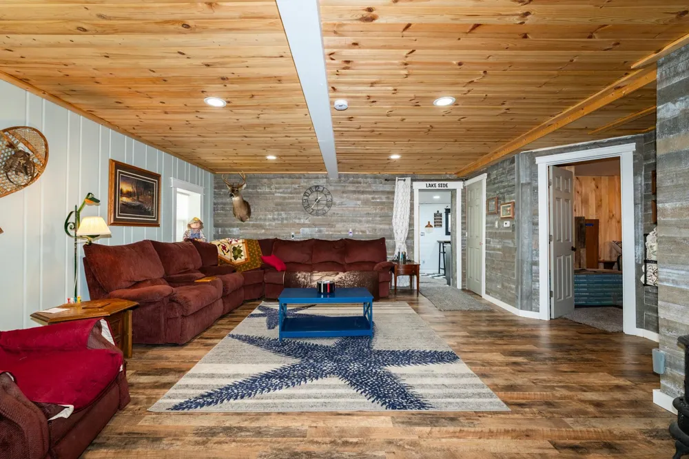 11935 Shore Drive Garfield Township, MI 48632