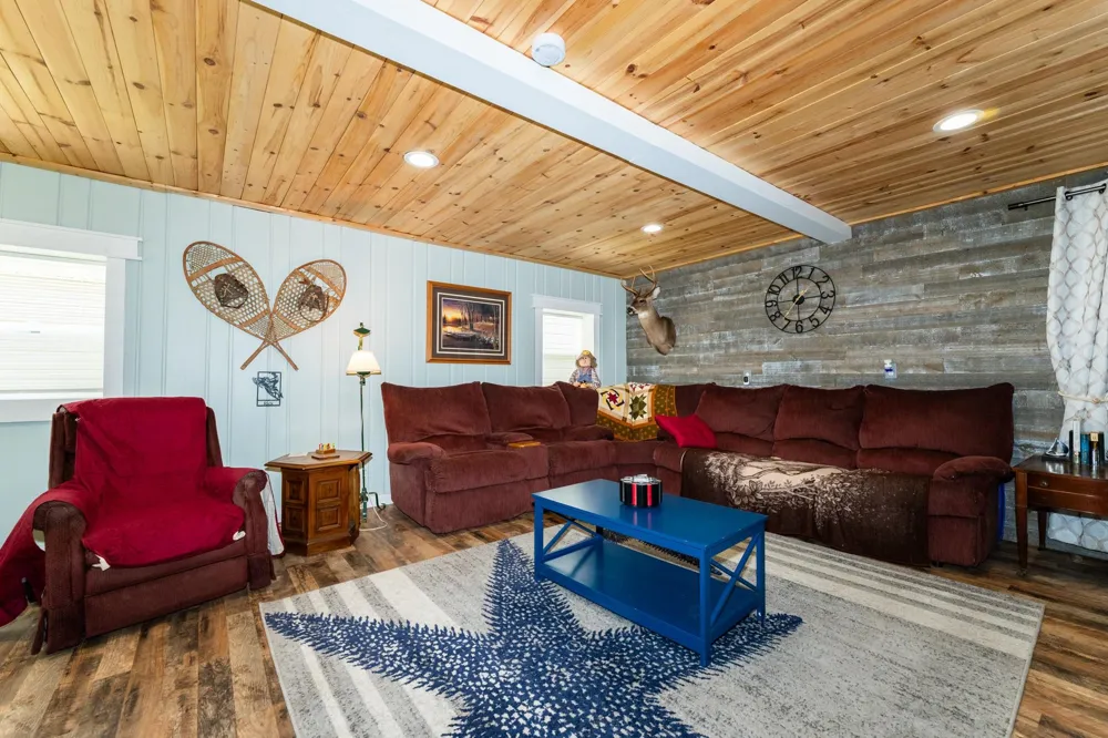 11935 Shore Drive Garfield Township, MI 48632