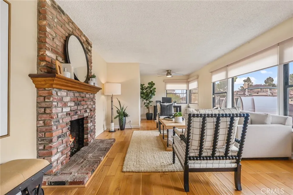 1715 245th Street Lomita, CA 90717