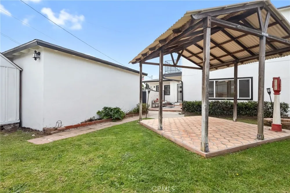 1715 245th Street Lomita, CA 90717