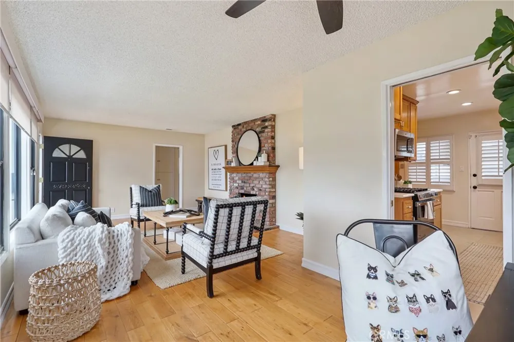 1715 245th Street Lomita, CA 90717