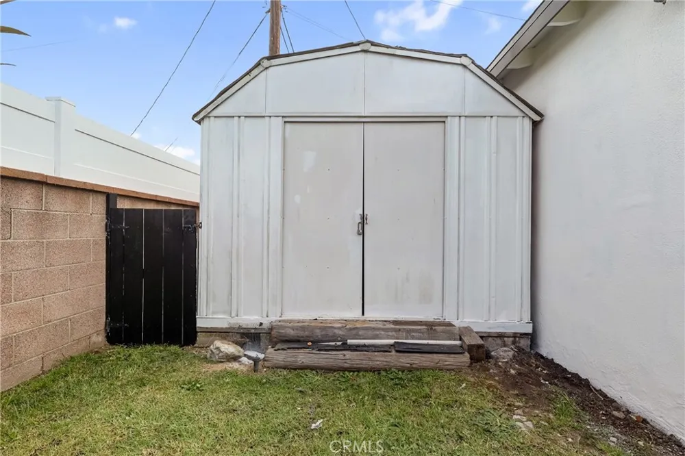 1715 245th Street Lomita, CA 90717