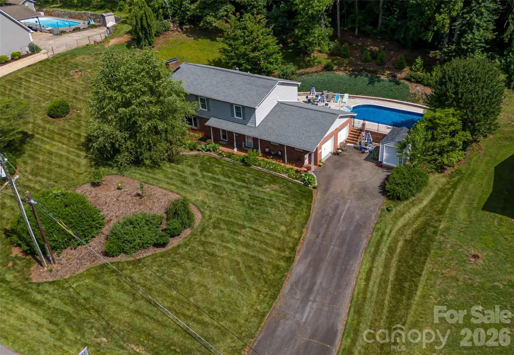 2959 Ramblewoods Drive Valdese, NC 28690