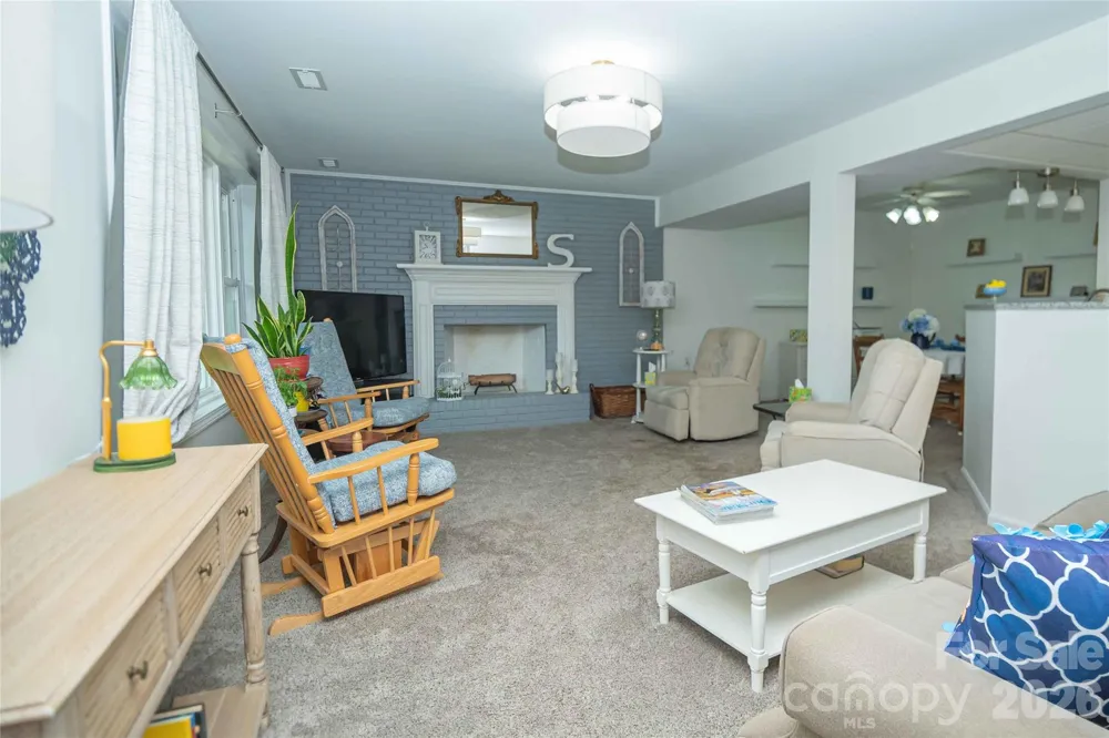 2959 Ramblewoods Drive Valdese, NC 28690