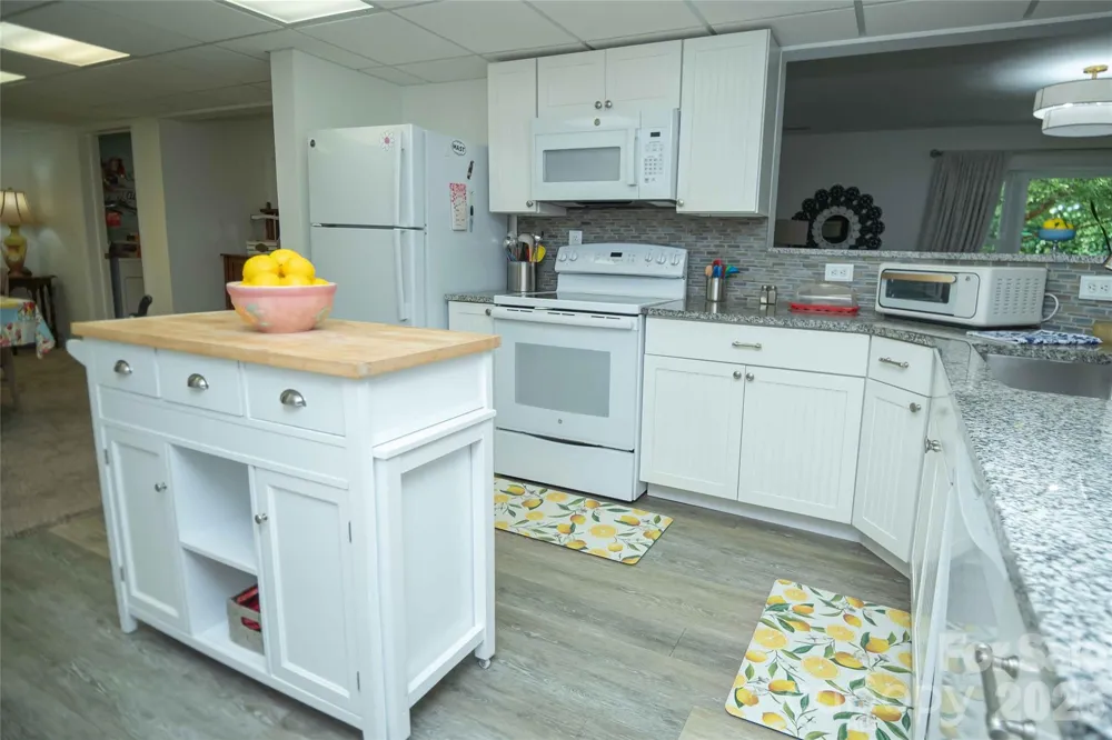 2959 Ramblewoods Drive Valdese, NC 28690