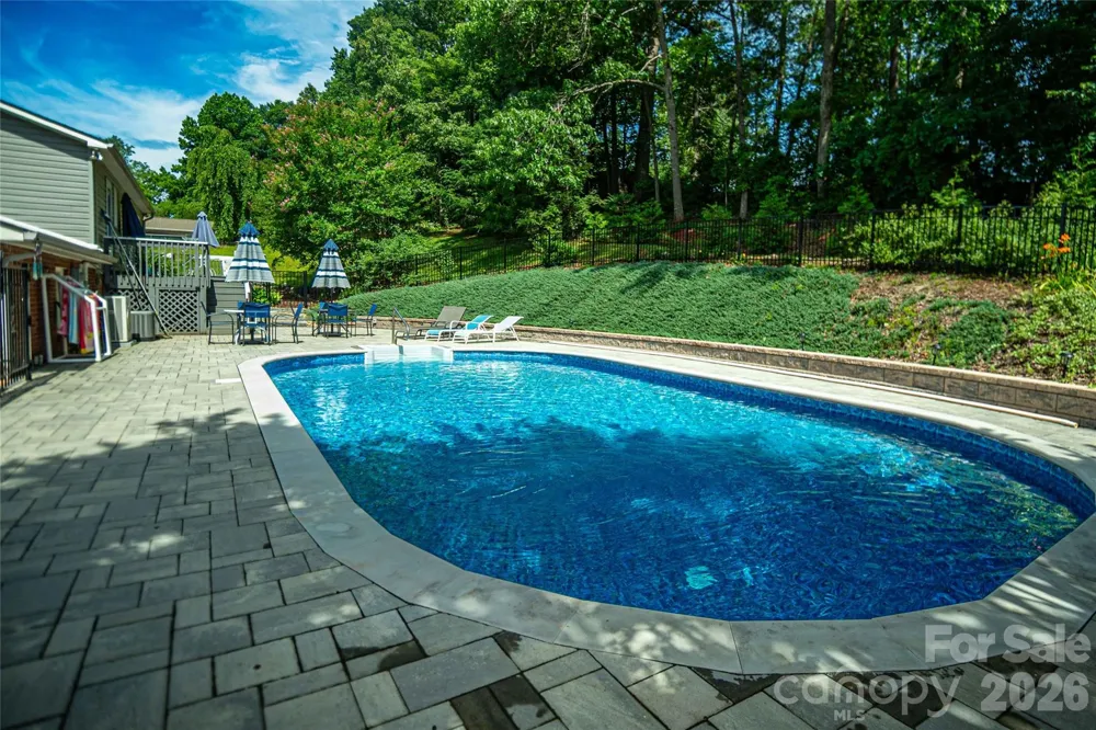 2959 Ramblewoods Drive Valdese, NC 28690
