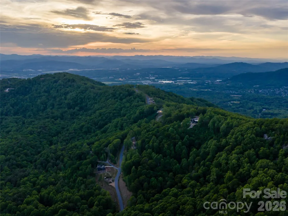 000 New Sprout Lane #2 Hendersonville, NC 28792