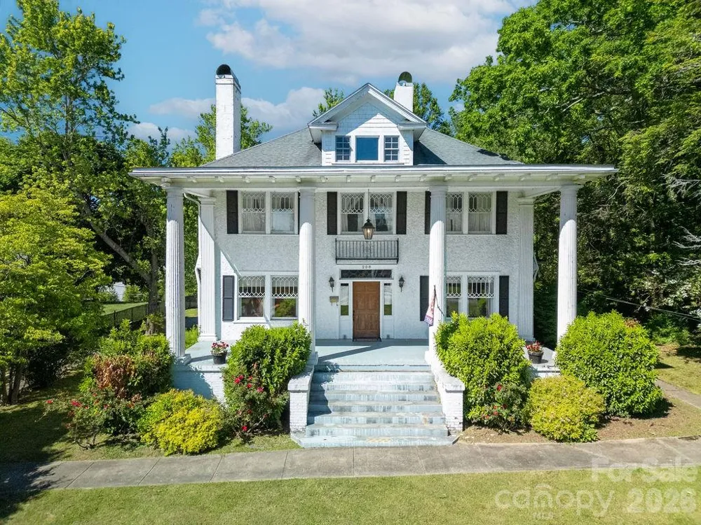 208 Probart Street Brevard, NC 28712