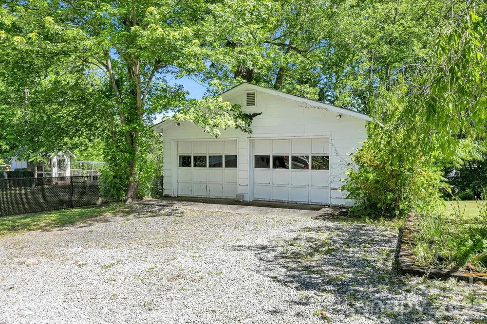 208 Probart Street Brevard, NC 28712