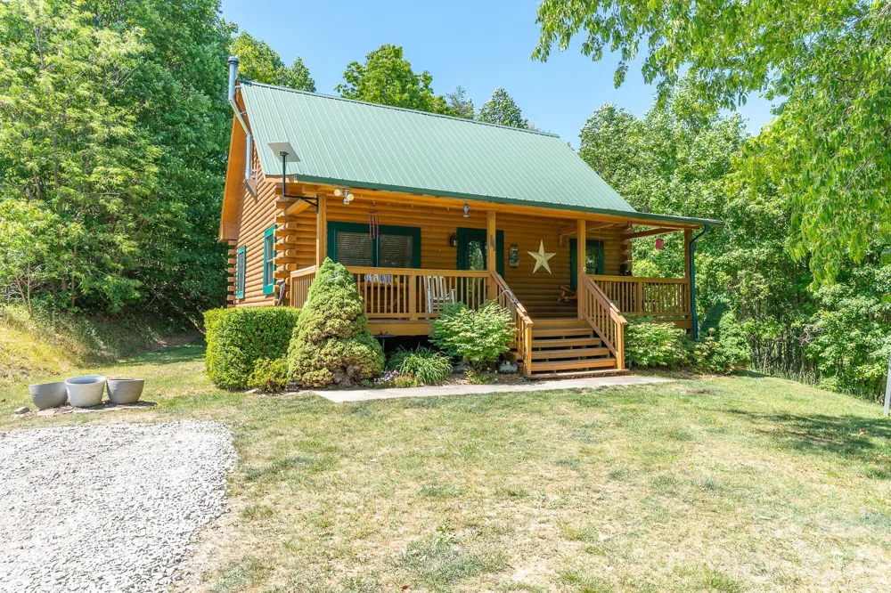 451 Rustic Ridge Drive Canton, NC 28716