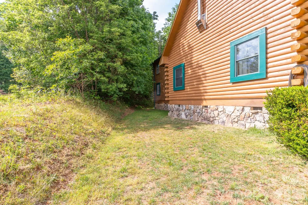 451 Rustic Ridge Drive Canton, NC 28716