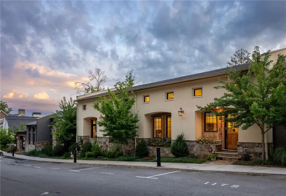 1172 Lupo Loop Chattahoochee Hills, GA 30268
