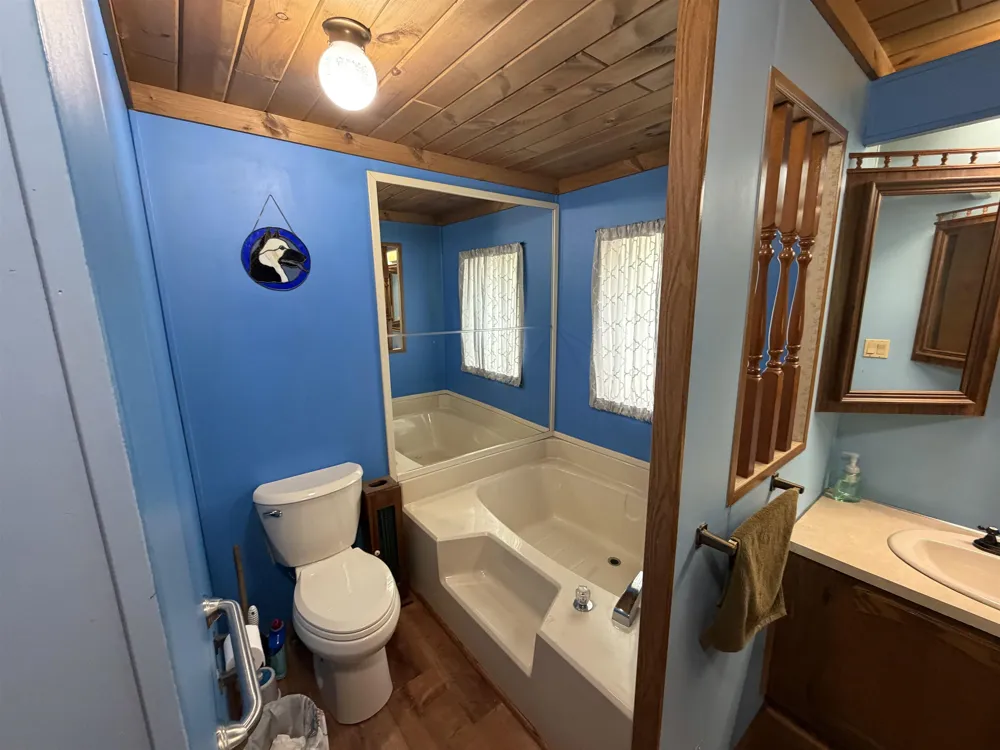 2245 Edgewood Surrey Township, MI 48622
