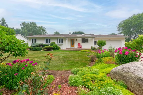 1210 Glenwood Drive