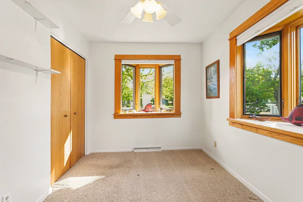 1210 Glenwood Drive Mt Pleasant City, MI 48858