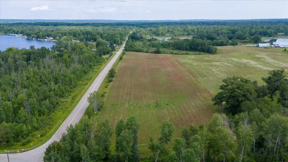 Countyline Road Plainfield Township, MI 48739