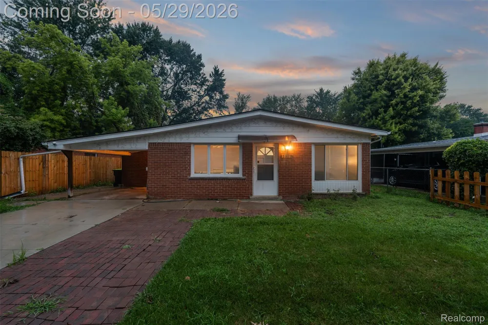 1579 Dulong Avenue Madison Heights City, MI 48071