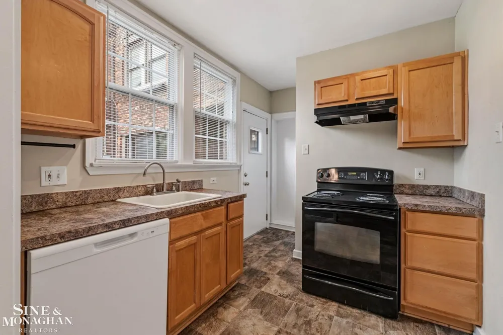 377 Rivard Boulevard Grosse Pointe City, MI 48230