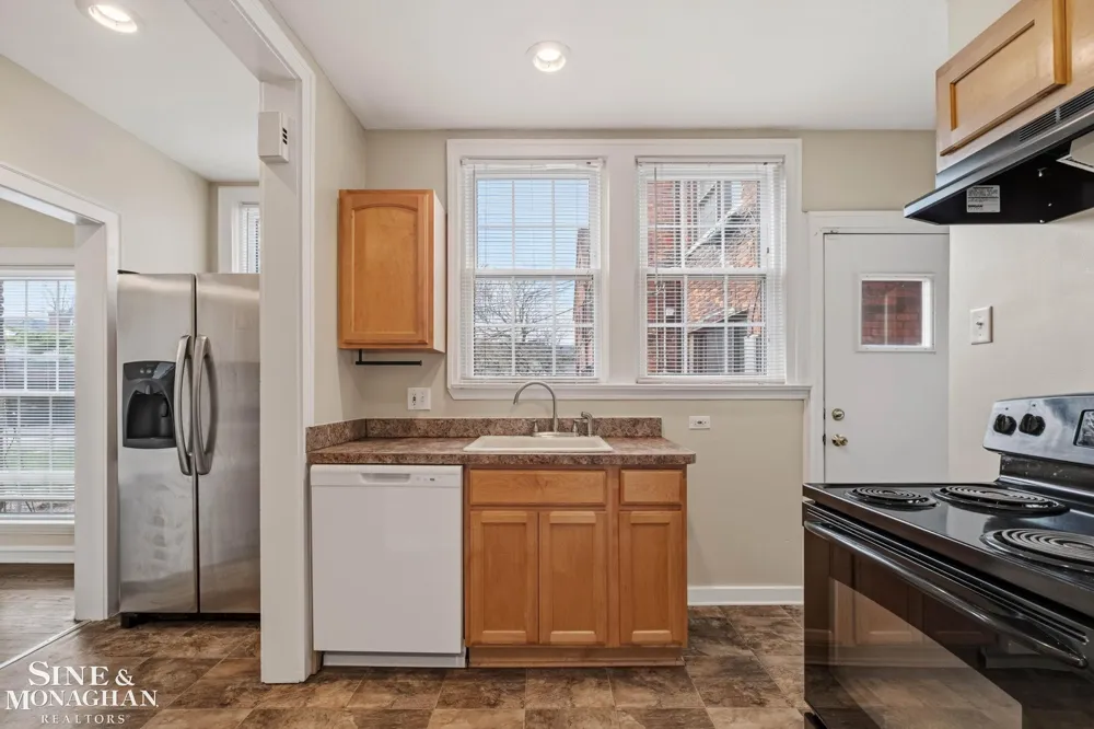 377 Rivard Boulevard Grosse Pointe City, MI 48230