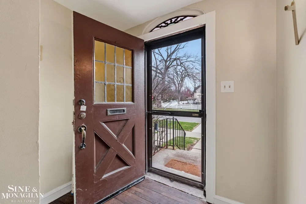 377 Rivard Boulevard Grosse Pointe City, MI 48230