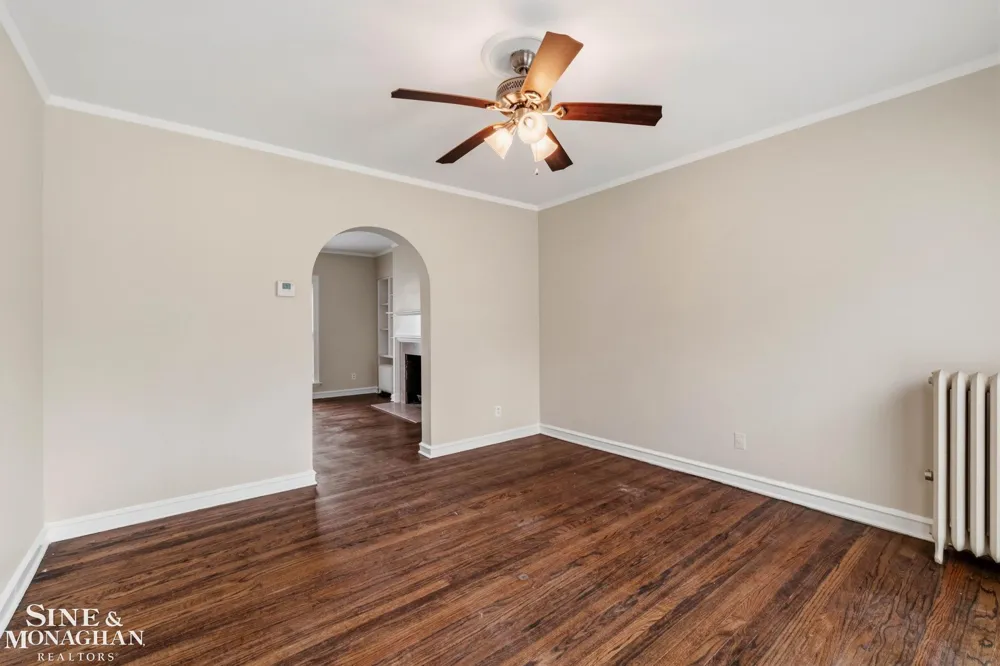 377 Rivard Boulevard Grosse Pointe City, MI 48230