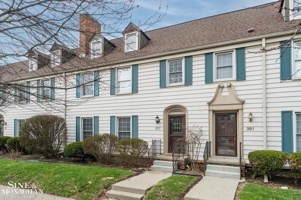 377 Rivard Boulevard Grosse Pointe City, MI 48230