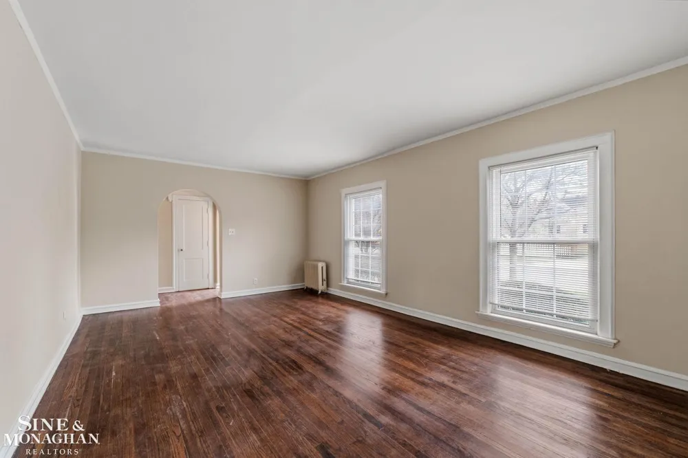 377 Rivard Boulevard Grosse Pointe City, MI 48230