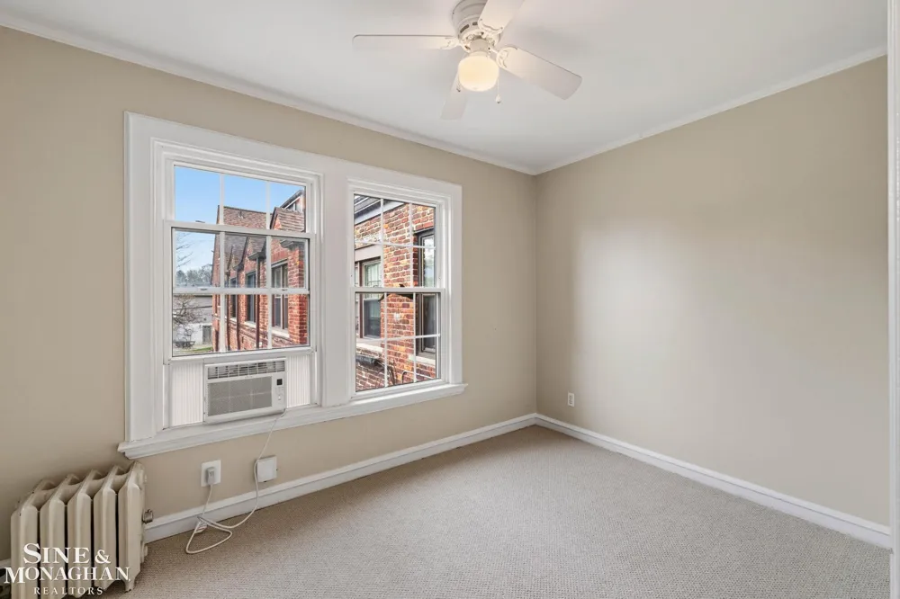 377 Rivard Boulevard Grosse Pointe City, MI 48230
