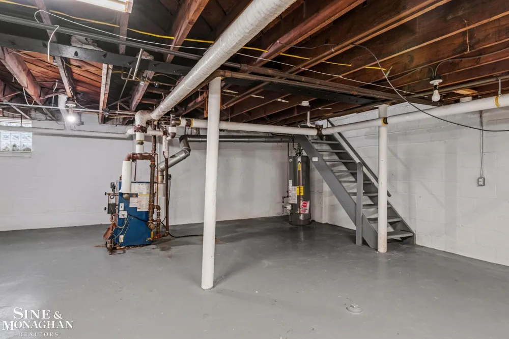 377 Rivard Boulevard Grosse Pointe City, MI 48230