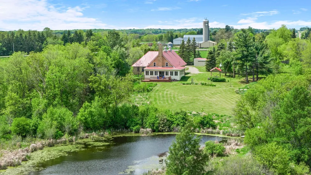 8825 Greeley Loop Braham, MN 55006