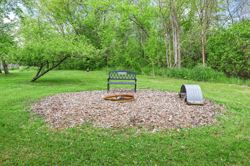 8825 Greeley Loop Braham, MN 55006