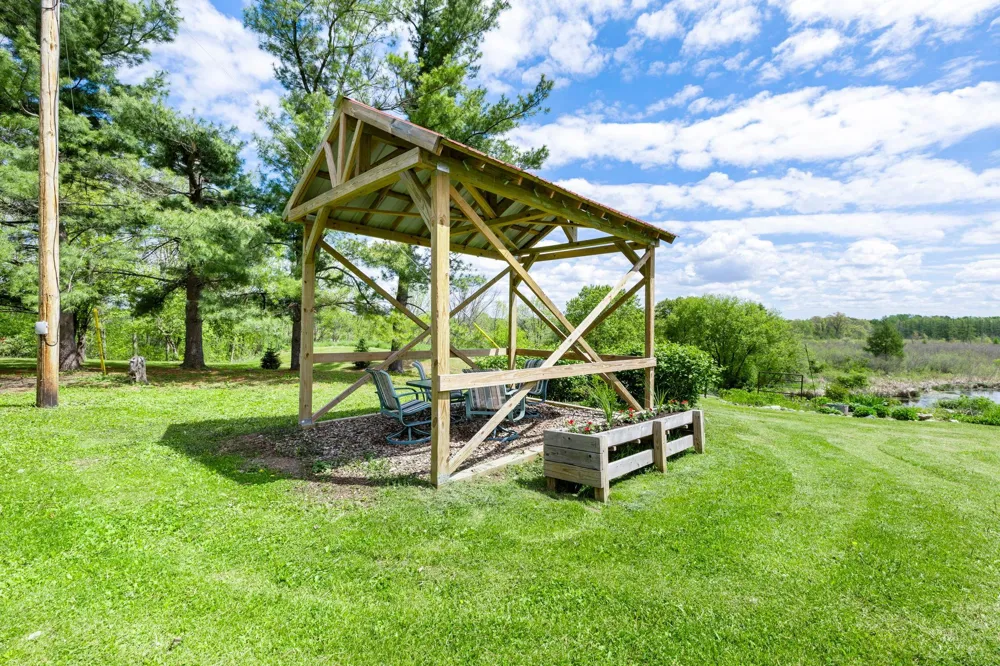 8825 Greeley Loop Braham, MN 55006