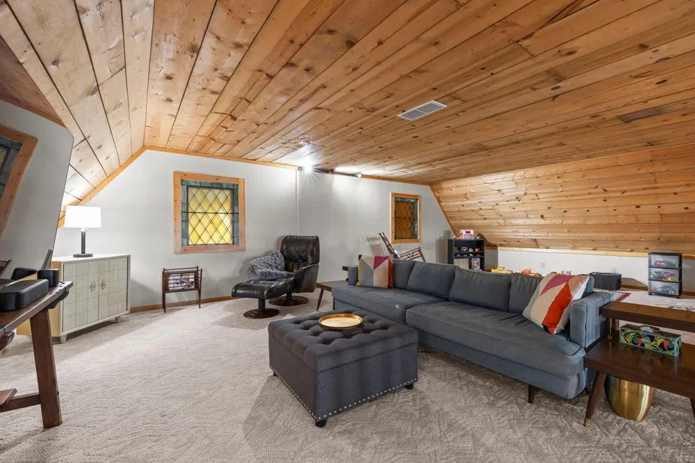 8825 Greeley Loop Braham, MN 55006