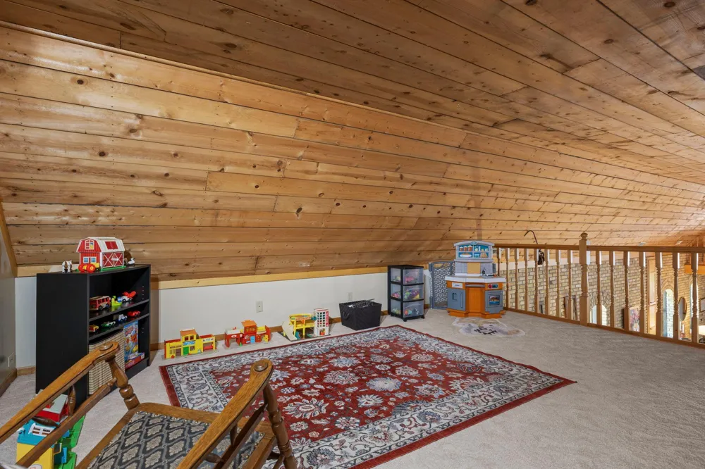 8825 Greeley Loop Braham, MN 55006