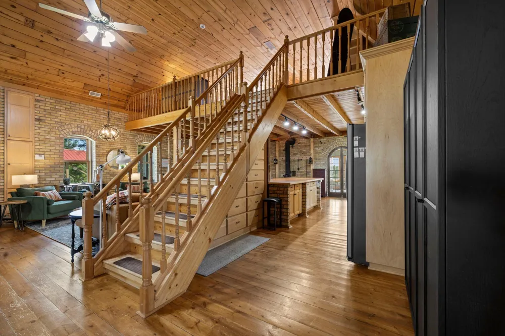 8825 Greeley Loop Braham, MN 55006
