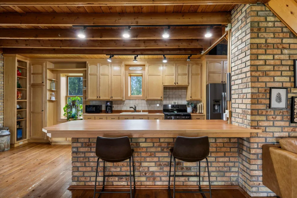 8825 Greeley Loop Braham, MN 55006