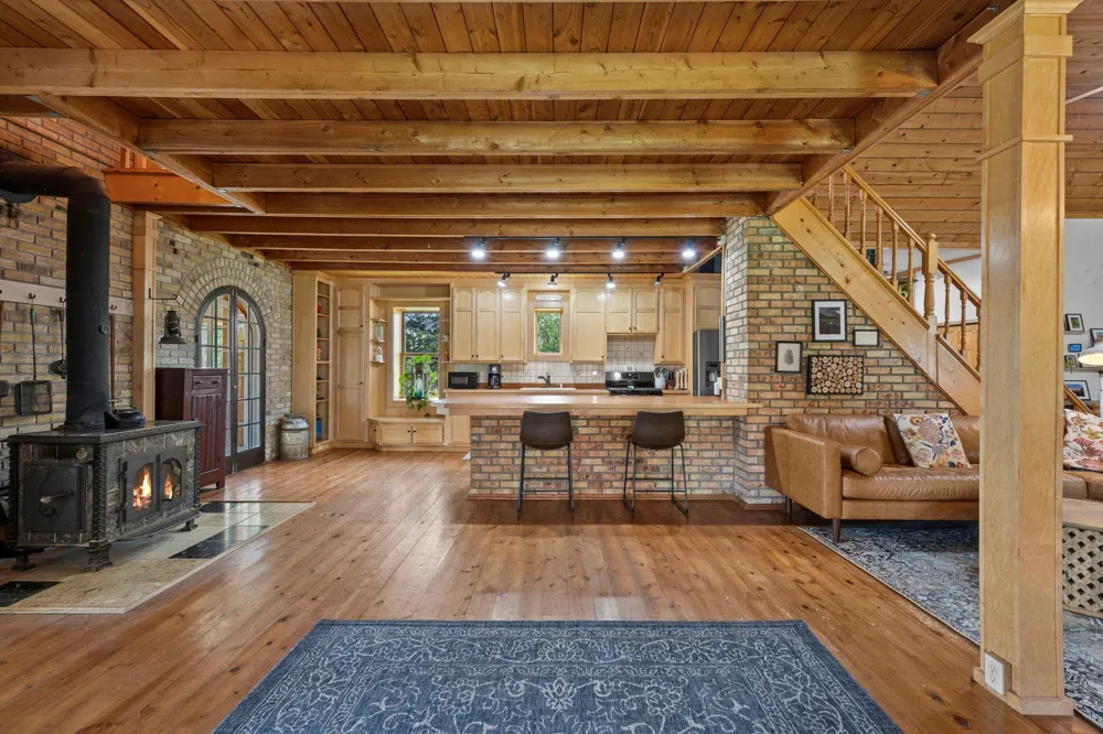 8825 Greeley Loop Braham, MN 55006