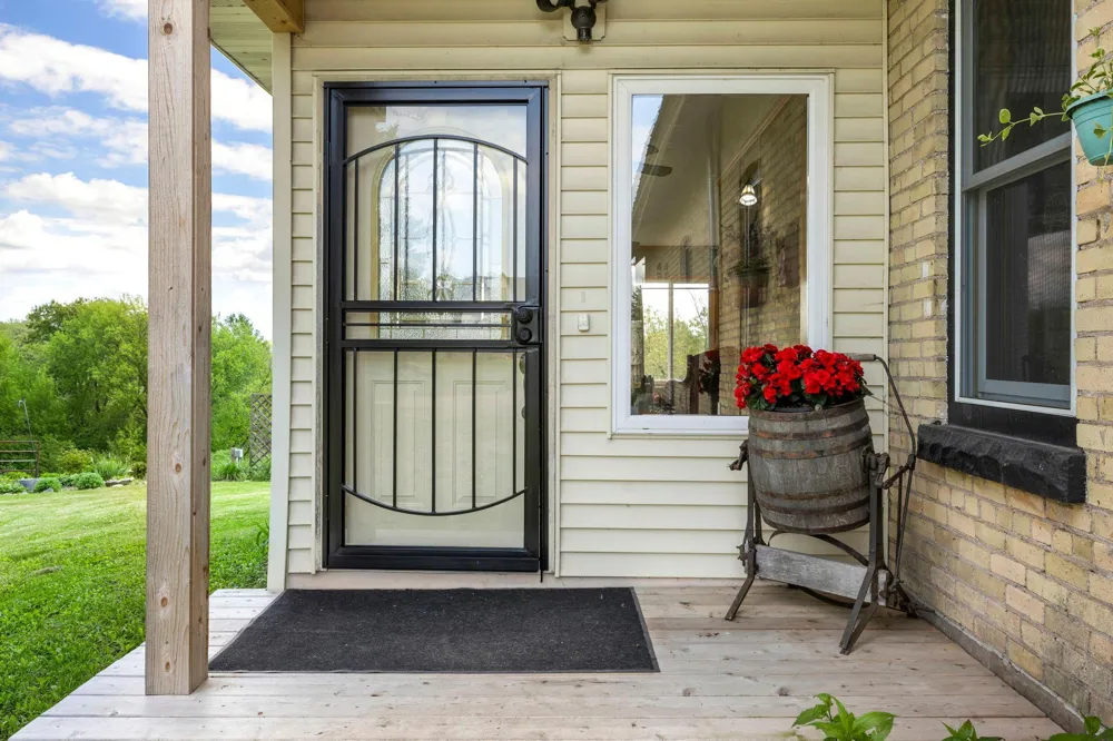 8825 Greeley Loop Braham, MN 55006