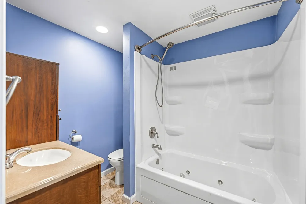 205 Parchmount Avenue Parchment City, MI 49004