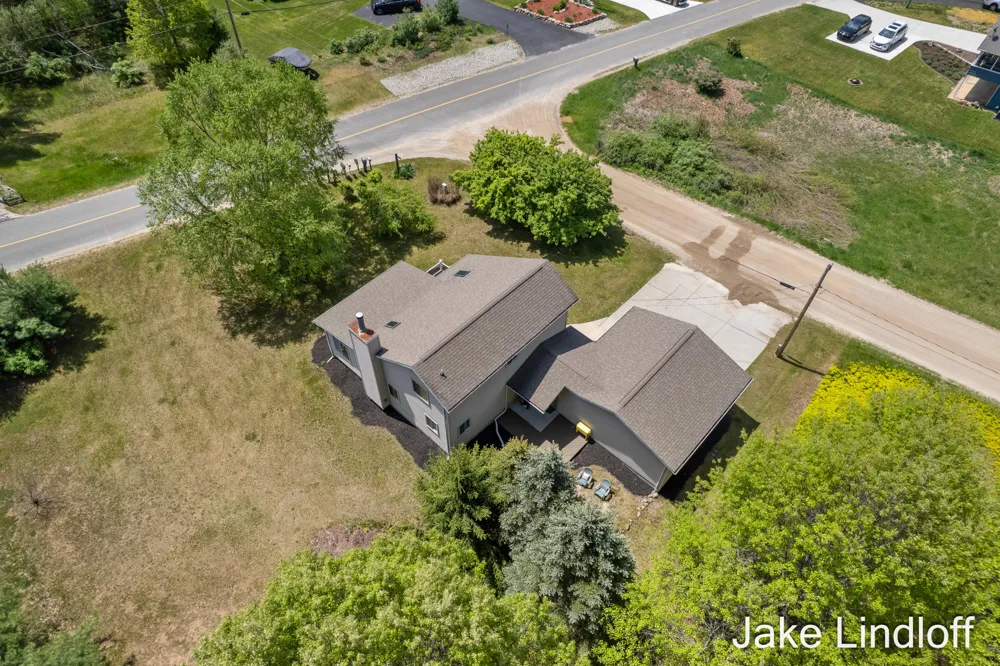 11014 E Royal Road Morton Township, MI 49346