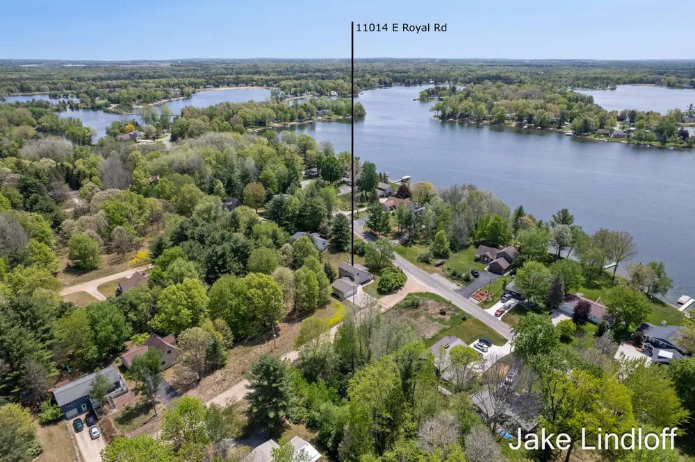 11014 E Royal Road Morton Township, MI 49346