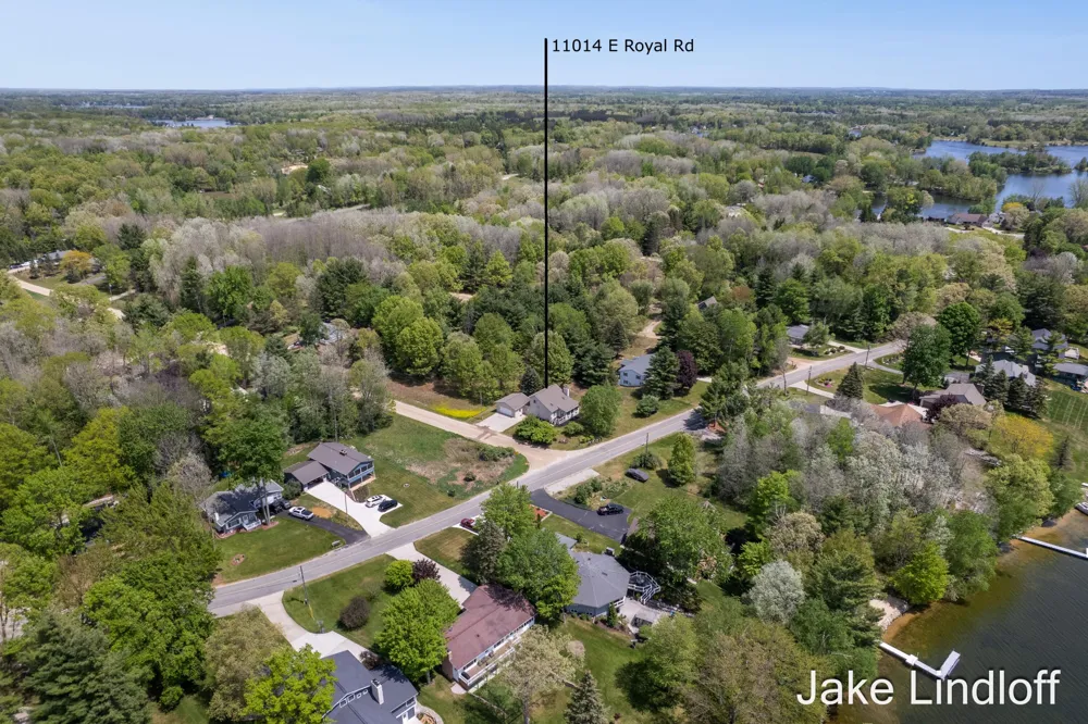 11014 E Royal Road Morton Township, MI 49346