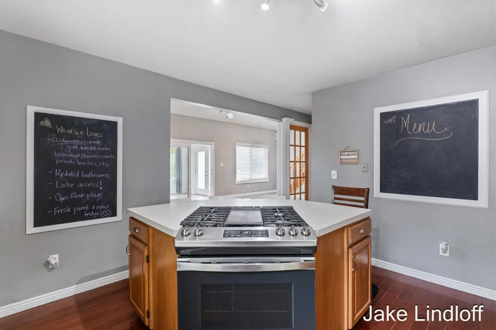11014 E Royal Road Morton Township, MI 49346