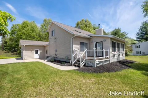 11014 E Royal Road