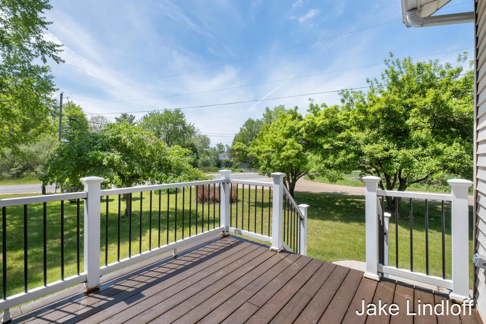 11014 E Royal Road Morton Township, MI 49346